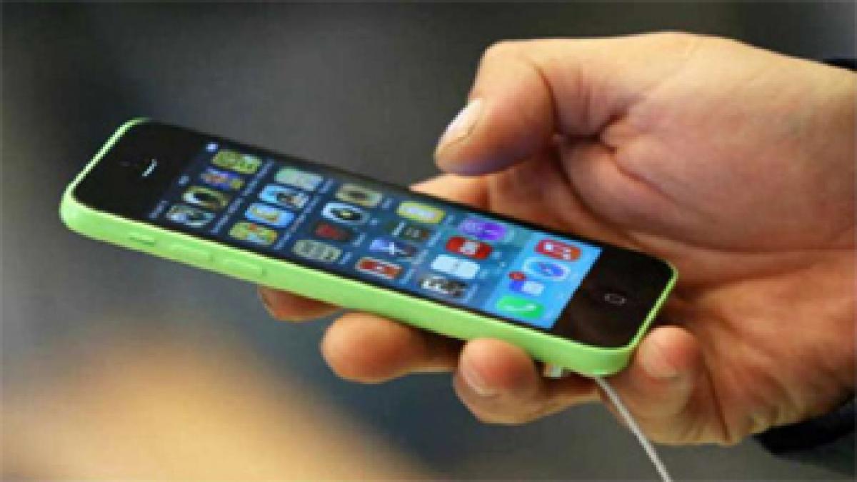 Kashmir suspends mobile internet services to prevent spreading of rumours by anti-social elements